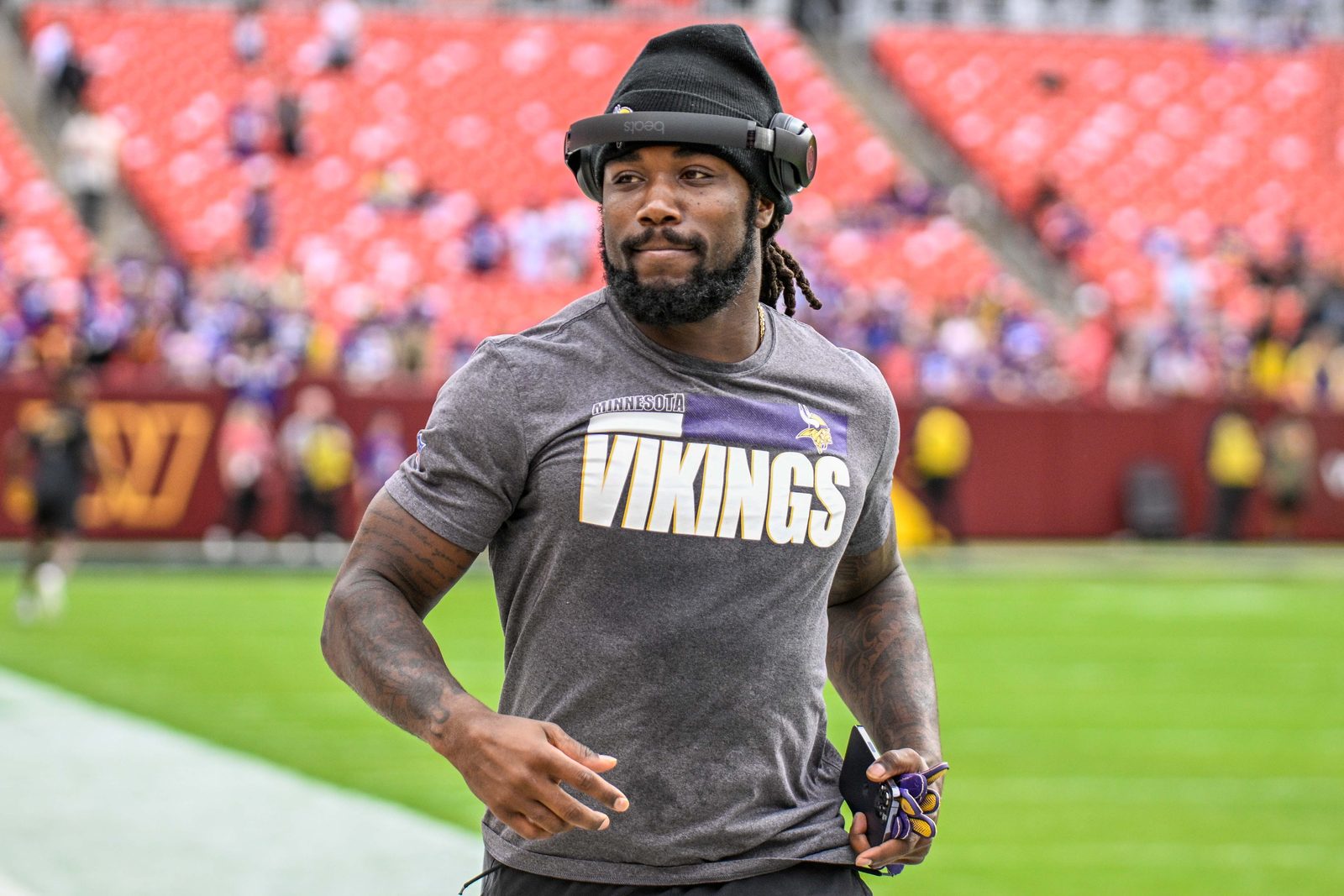 Dalvin Cook running with the ball